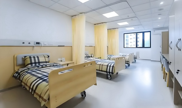 深圳迁入户口要求_要出道了吗？！霍汶希女儿hanni杂志封面首秀 把握态新常引领适应经济发展